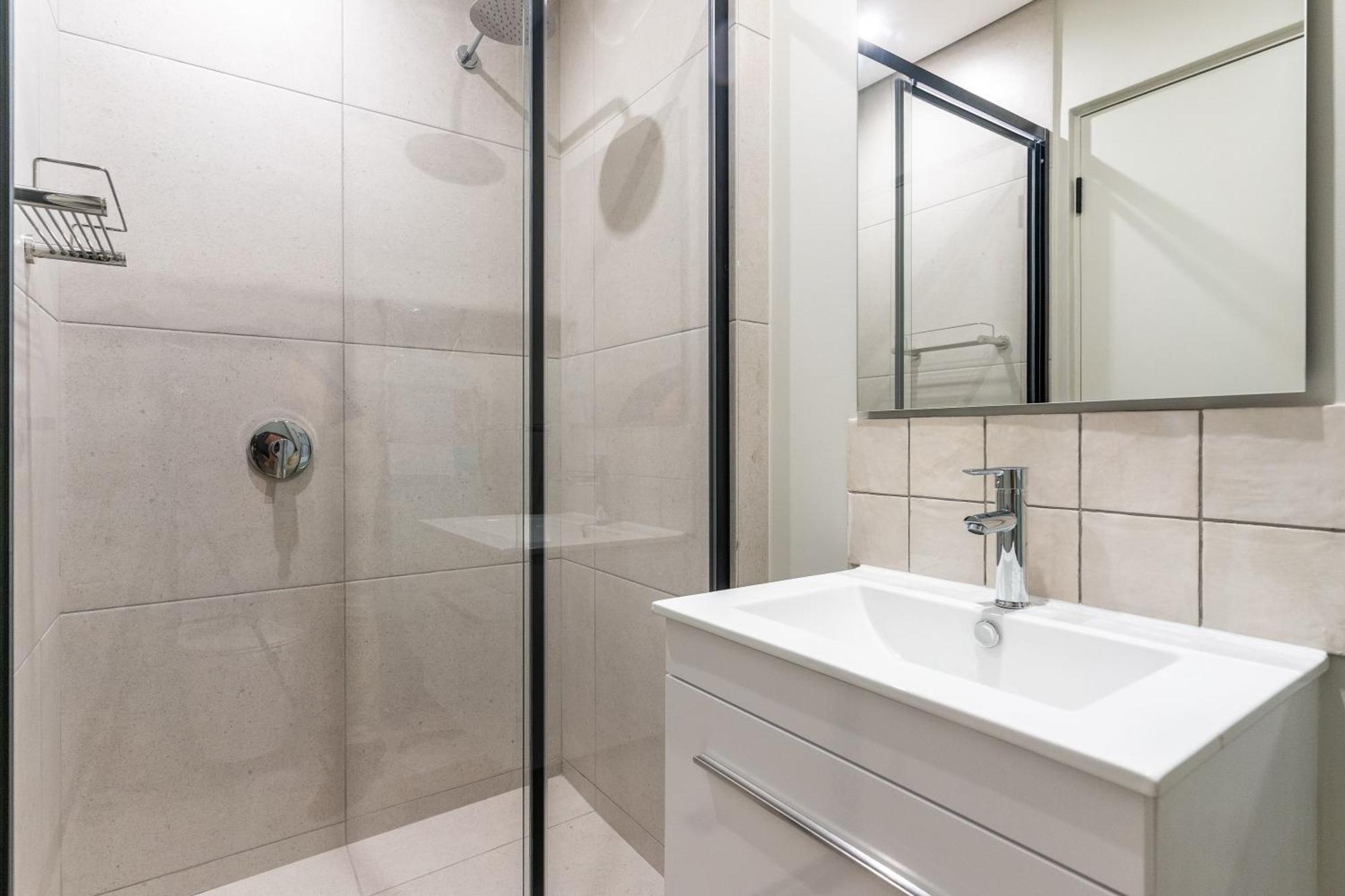 The Rose 204: Studio Apartment With Rooftop Pool 开普敦 外观 照片